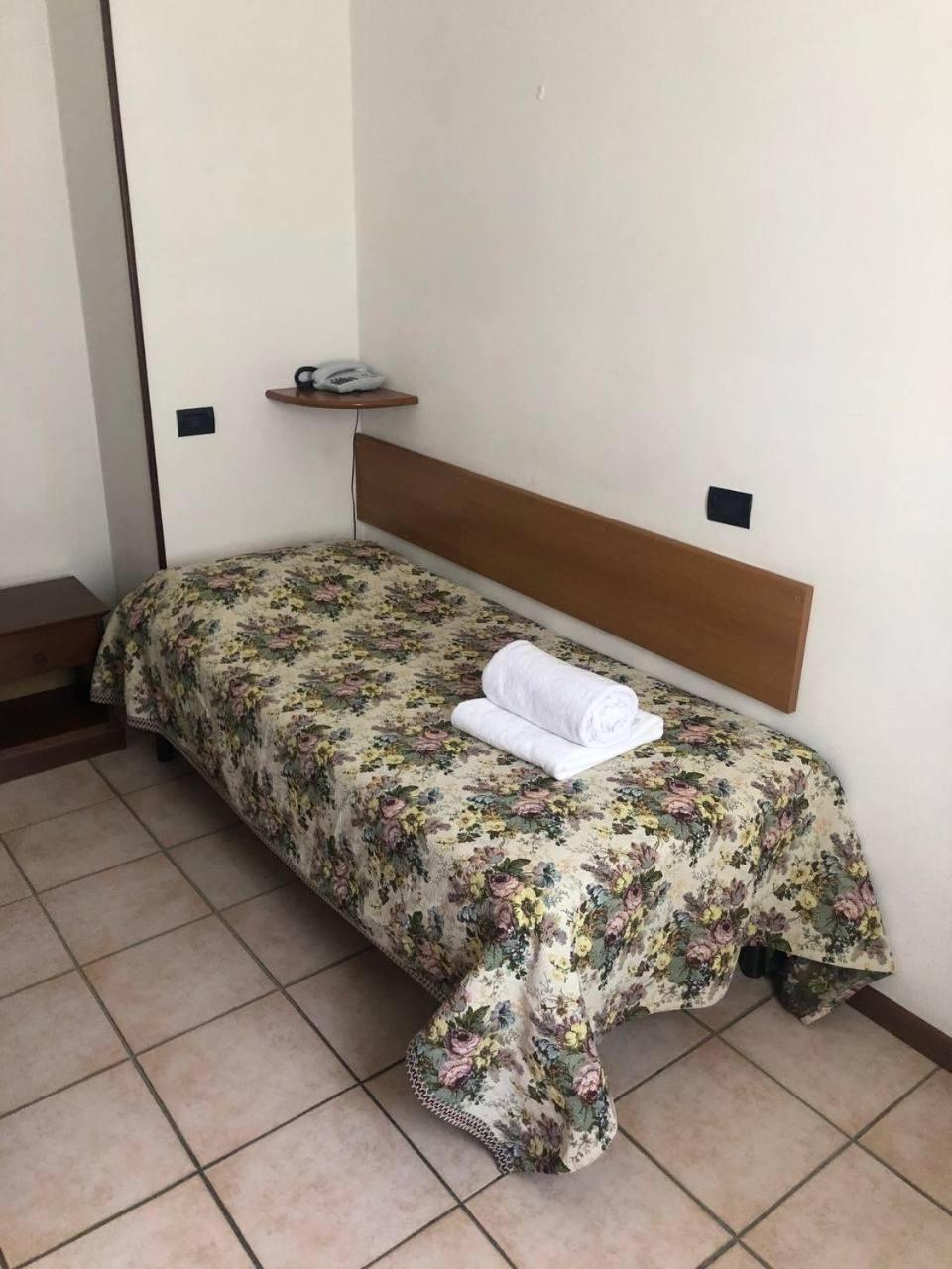 Be Me Hotel Helvetia Tabiano Terme Exterior photo
