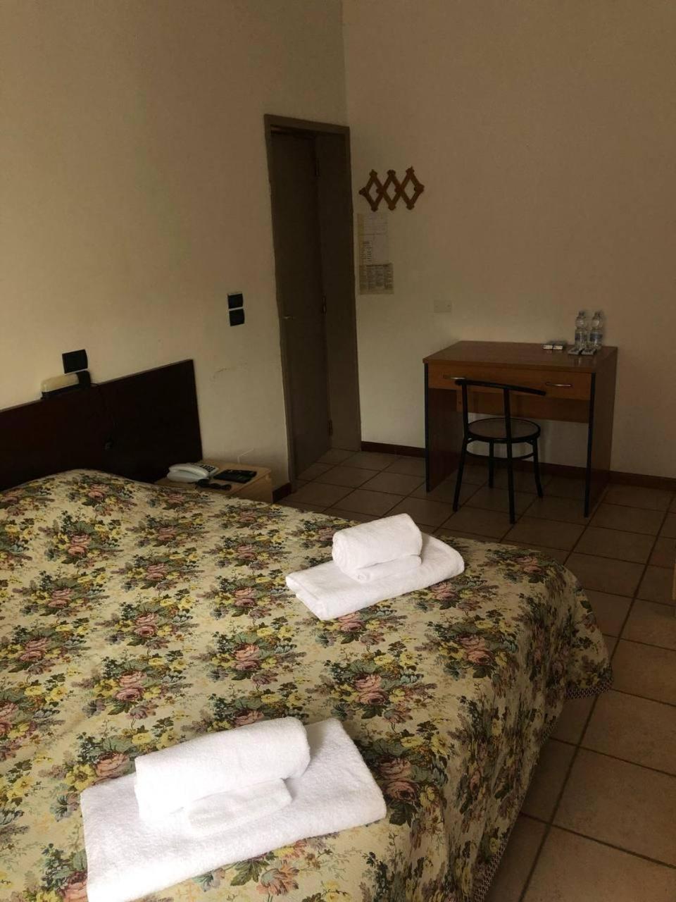 Be Me Hotel Helvetia Tabiano Terme Exterior photo